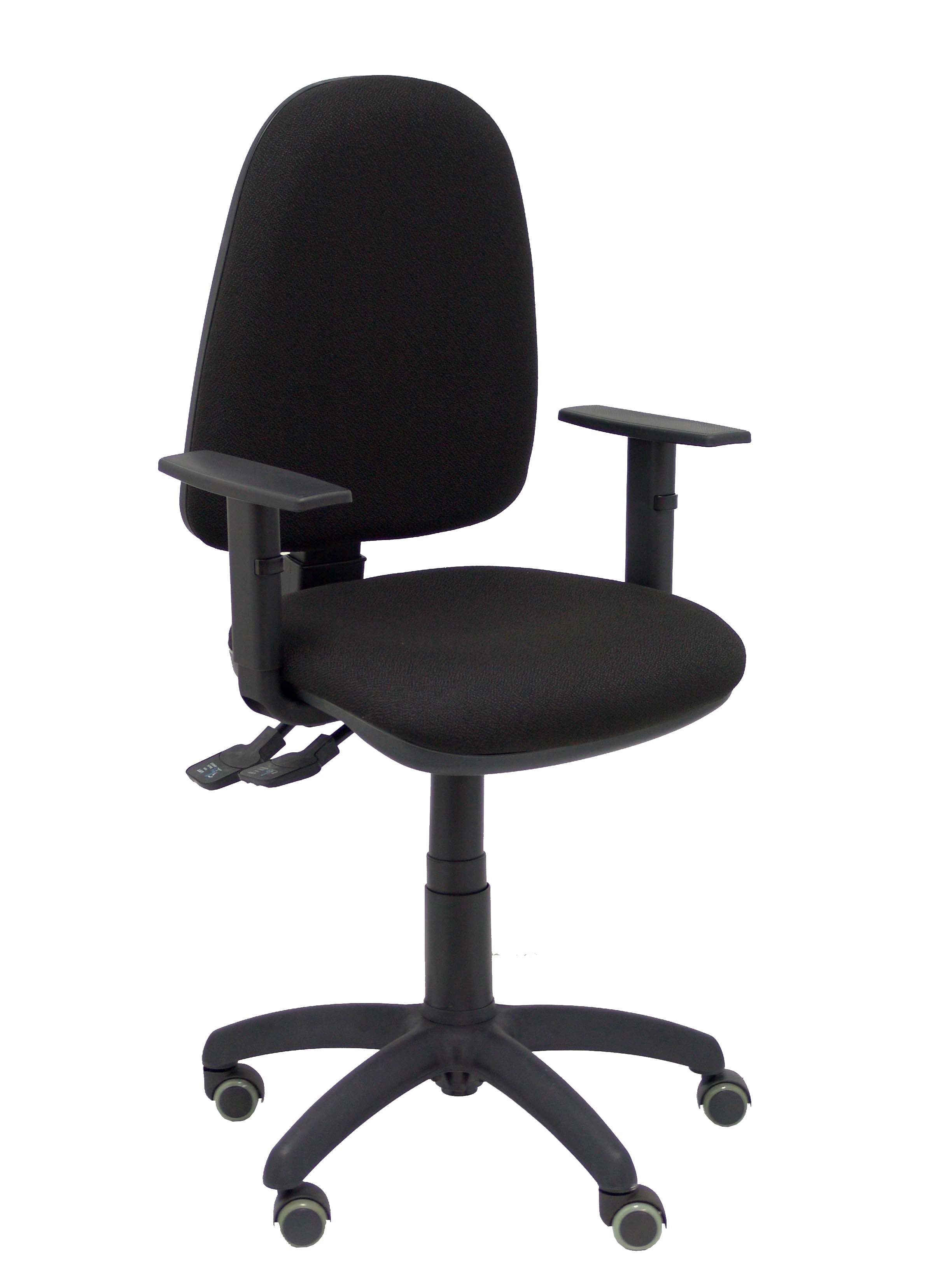Silla Ayna S bali negro con brazos regulables y ruedas de parqué