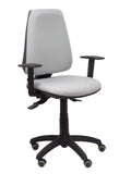 Silla Elche S bali gris claro brazos regulables ruedas de parquet