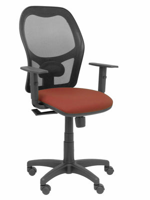 Silla Alocén malla negra asiento bali marrón brazos regulables