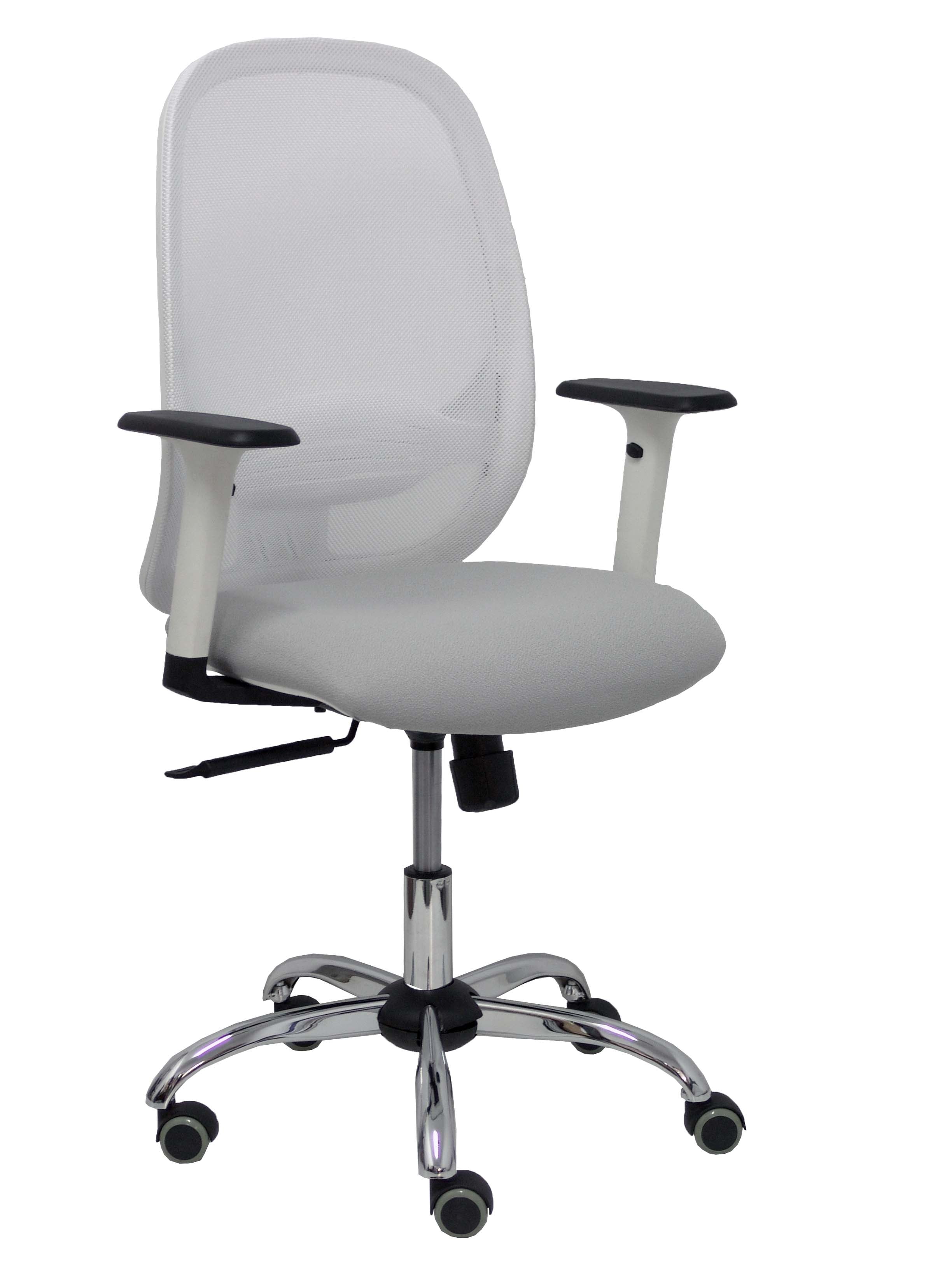 Silla Cilanco blanca malla blanca asiento similpiel gris brazo regulable base cromada ruedas de