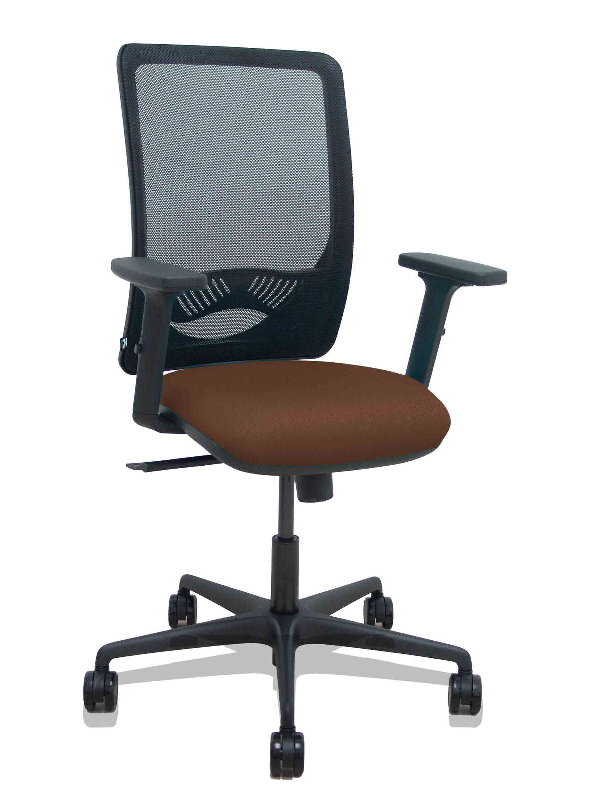 Silla Zulema sincro malla negra asiento bali marrón oscuro brazos 2D ruedas 65mm