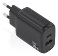 A110-0924 cargador de dispositivo móvil Cámara digital, MP3, MP4, Teléfono móvil, Navegante, Portátil, Consola de juegos portátil, Smartphone, Tableta, Universal Negro Corriente alterna Carga rápida Interior