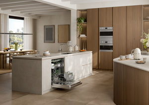 KLF03CREU tetera eléctrica 1,7 L 2400 W Crema de color
