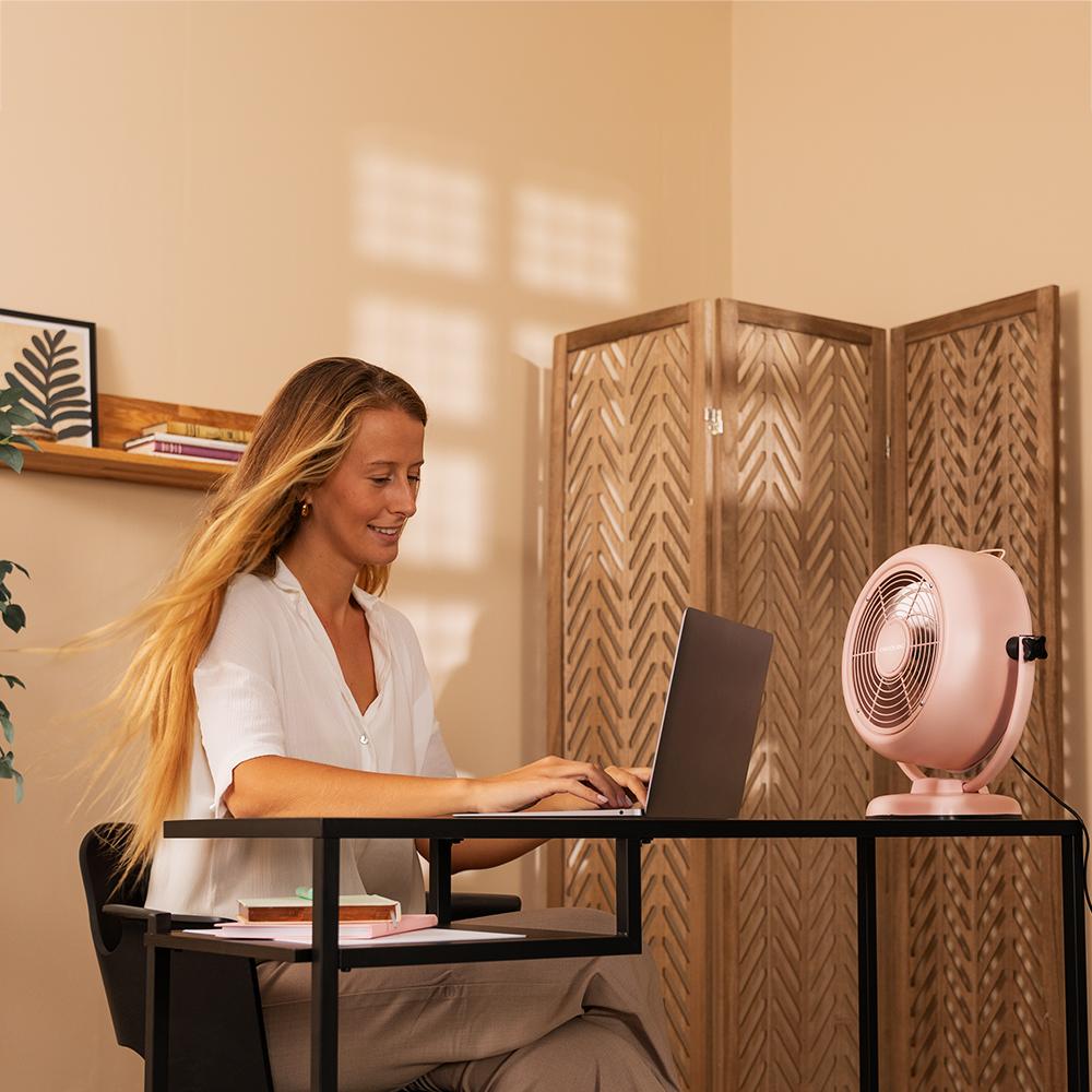 EnergySilence 800 RetroDesk Pink